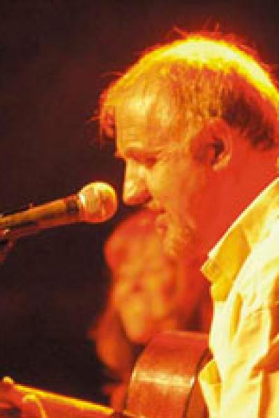 2004 Raul Rey